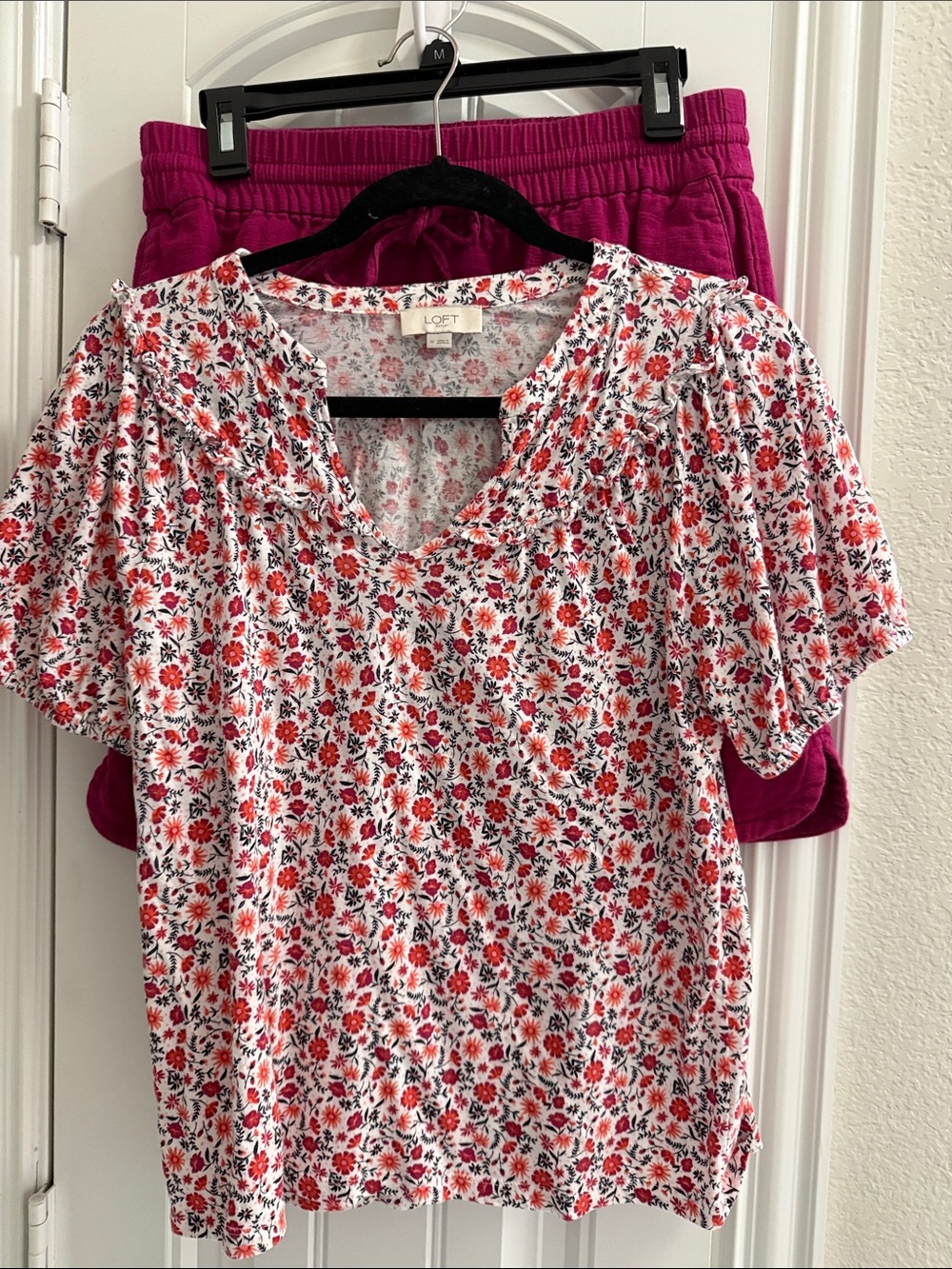 LOFT White Floral V-Neck Blouse with fuchsia, & Black Print